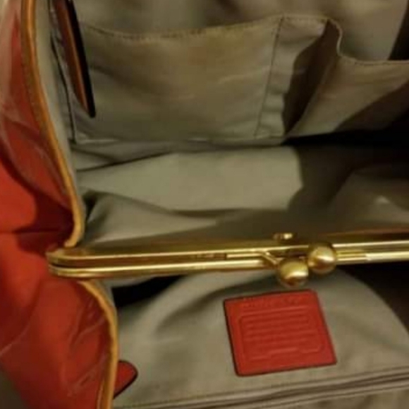 Coach purse - Picture 3 of 4